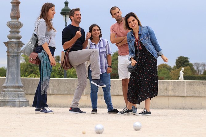 First Day Bike Tour, Top Sights, hidden gems, Wine&Cheese picnic - Saint-Germain des Prés and Notre-Dame: city mood shifts