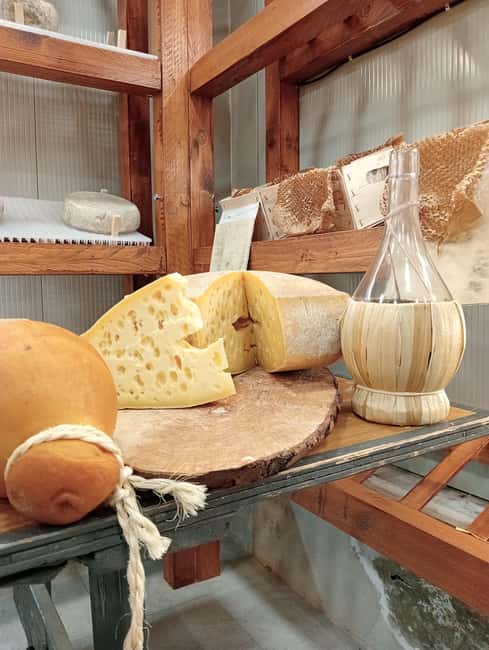 Florence: Secret of Wine and Cheese in a Winery - Key things to love about this Florence-area wine and cheese stop