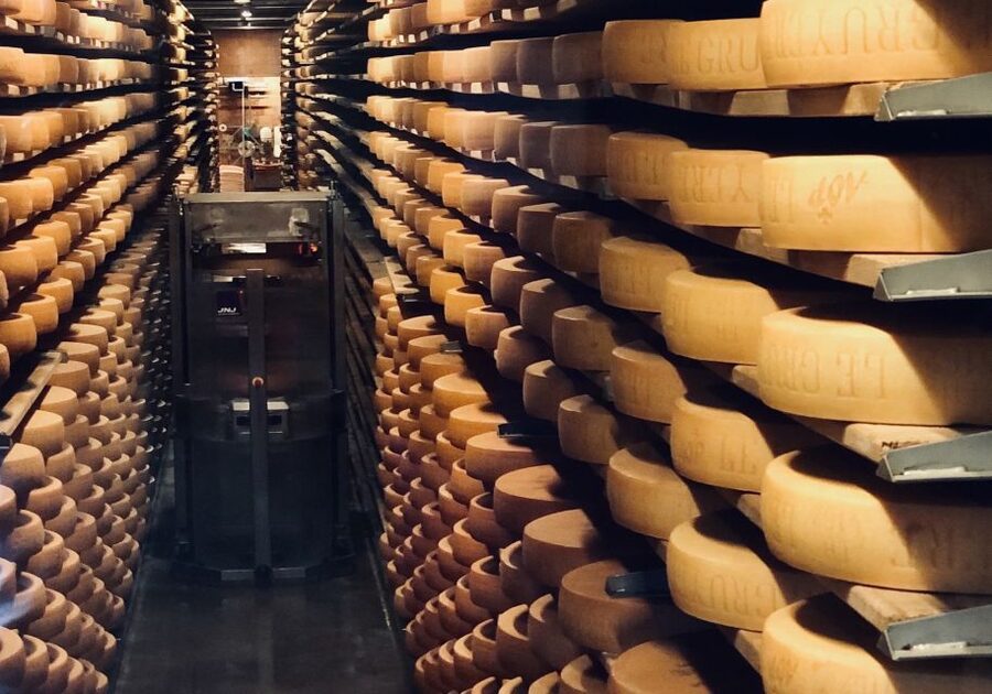 From Geneva: Gruyére Chocolate and Cheese Tasting Day Trip - Gruyères Castle and the Count’s City: where the cheese story lives