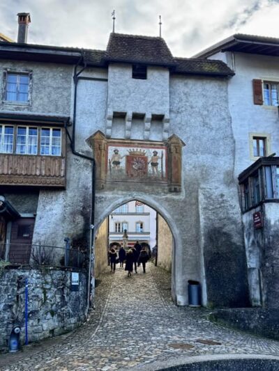 From Geneva: Gruyeres Castle, Cheese, Chocolate & Montreux - Private Geneva pickup and the drive through the Fribourg Alps region