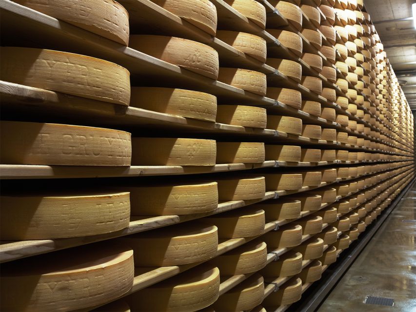From Montreux: Gruyères City Cheese and Chocolate Day Tour - Lunch in Gruyères: how to handle it when food isn’t included