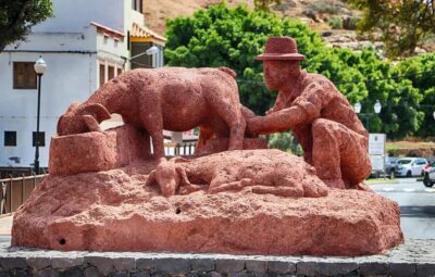Fuerteventura: Small-Group Island Tour with Cheese Tasting - Aloe Vera Farm: Island-Grown, Not Spa-Story