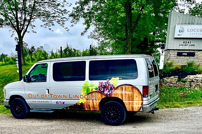 Full-Day Group Wine Tour (with cheese and charcuterie) in Niagara-on-the-Lake - Stop 2: Between the Lines Winery and why the Picnic Board stands out