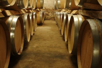 Full-Day Wine and Cheese Tour around Aix-en-Provence from Marseille - Aix-en-Provence Lunch Break: Use the 1h45 Like a Local