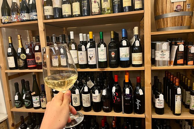 Genoa: 5 Ligurian Wines with Pesto, Focaccia & Cheese Tasting - The Wine Flight: Vermentino, Ciliegiolo, and a Cinque Terre DOC Moment