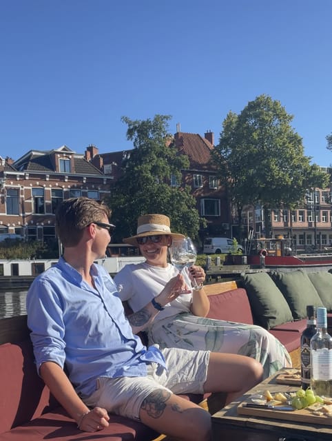 Groningen: Evening Cheese and Wine cruise - Meeting at Boot Groningen: simple, but don’t rush the boarding