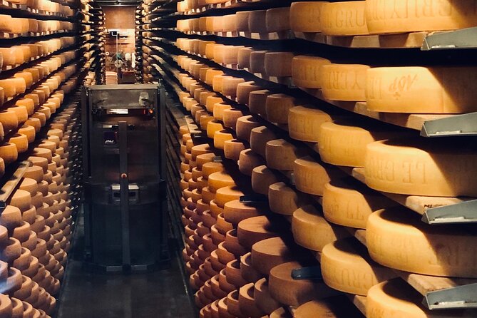 Gruyère Cheese and Chocolate Tasting Day Trip from Geneva - Lunch reality check: why you should plan your meal before you arrive