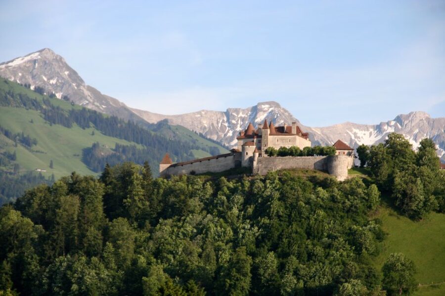 Gruyères, Cheese and Chocolate: Private Guided Tour - Montreux or the Golden Express: choosing your scenic finish