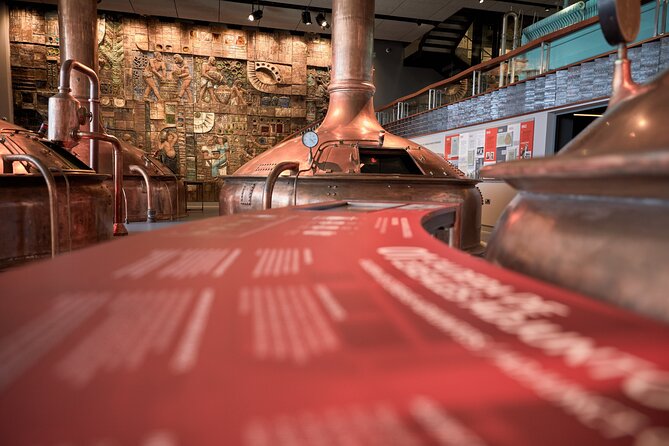 Guided Visit to the Estrella Galicia Museum with Cheese Pairing - Language and headphones: the one detail that can change your experience
