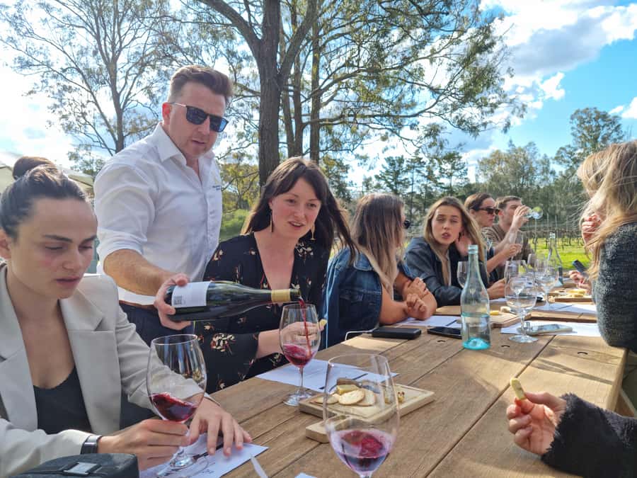 Hunter Valley: Wine, Gin, Cheese and Chocolate Tour - A 6-hour Hunter Valley tasting day with real structure