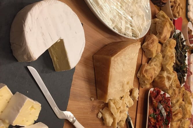 Italian Charcuterie & Cheese Board with Wine or Beer Pairing - Key highlights at a glance