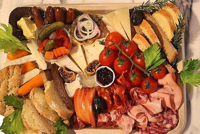 Italian Charcuterie & Cheese Board with Wine or Beer Pairing - Craft beer: why it can beat wine with salami