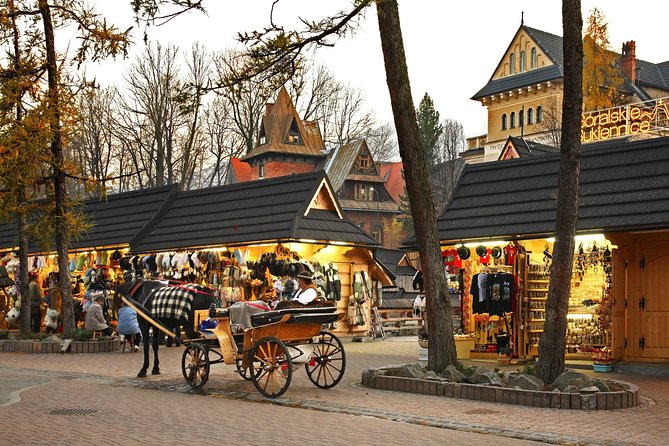 Krakow–Zakopane: Cable Car, Chocholow Baths, Cheese & Vodka - Chocholow Thermal Baths: Slides, Outdoor Pools, and Real Relaxation