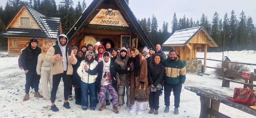 Krakow: Zakopane Cable Car, Vodka, Cheese & Hot Springs Tour - Oscypek and vodka tasting: the most fun 30 minutes you’ll pack in