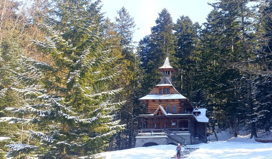 Krakow: Zakopane, Funicular, Cheese, and Highland Day Trip - Bacówka tasting: oscypek and local alcohol the traditional way