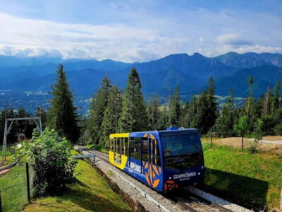 Krakow: Zakopane Tour with Funicular Ride and Cheese Tasting - Pickup, Van Comfort, and the 9-Hour Time Budget