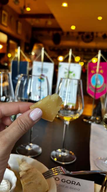 KRK: Cheese factory inside tour and product tasting–guide - Welcome Drink and Family Intro: Getting Oriented Fast