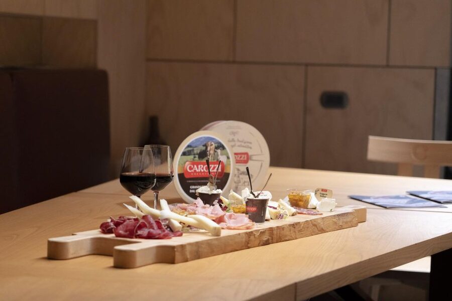 Lake Como: Cheese and Wine Tasting in Valsassina - Cheese, Wine, and Lombardy Pre-Alps Views in Valsassina