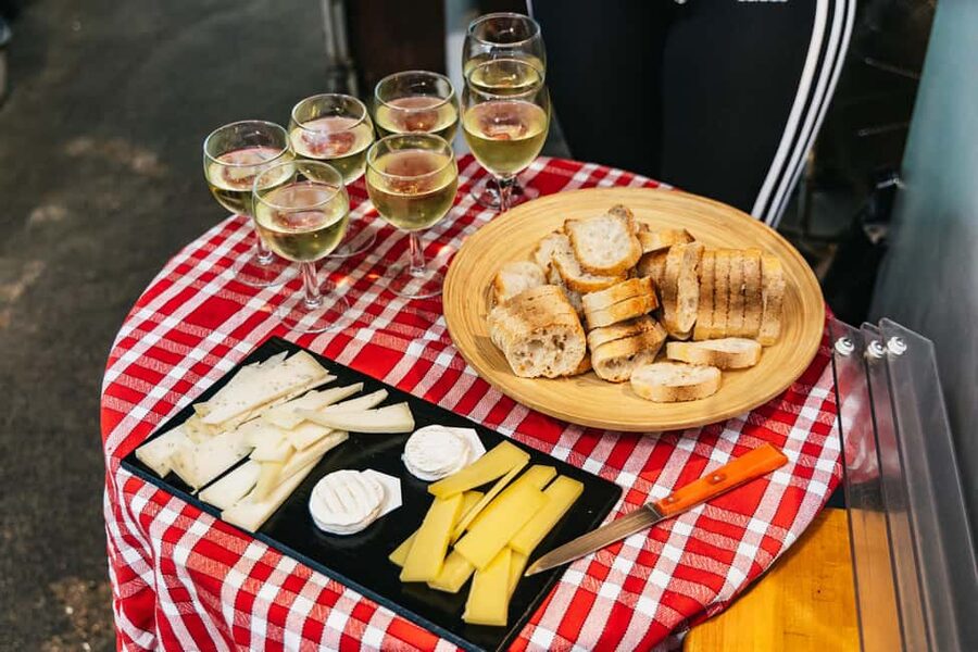 Le Marais Walking Food Tour with Cheese, Wine & Pastries - Cheese and Wine Pairings: What to Pay Attention To