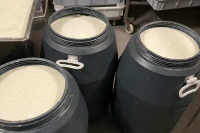 Lisbon Cheese Factory Visit, Wine Tasting and Tile Painting Tour - Winery and Tastings: 4 Wines and 4 Cheeses You Can’t Fake Later