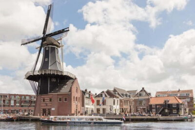 Local Cheese and Wine Cruise through Haarlem - What you actually get for around $40