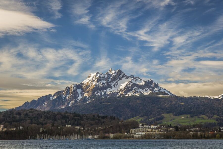 Lucerne: Walking and Boat Tour with Cheese & Wine Tasting - The Guided Walking Route: Chapel Bridge Through the Reuss River
