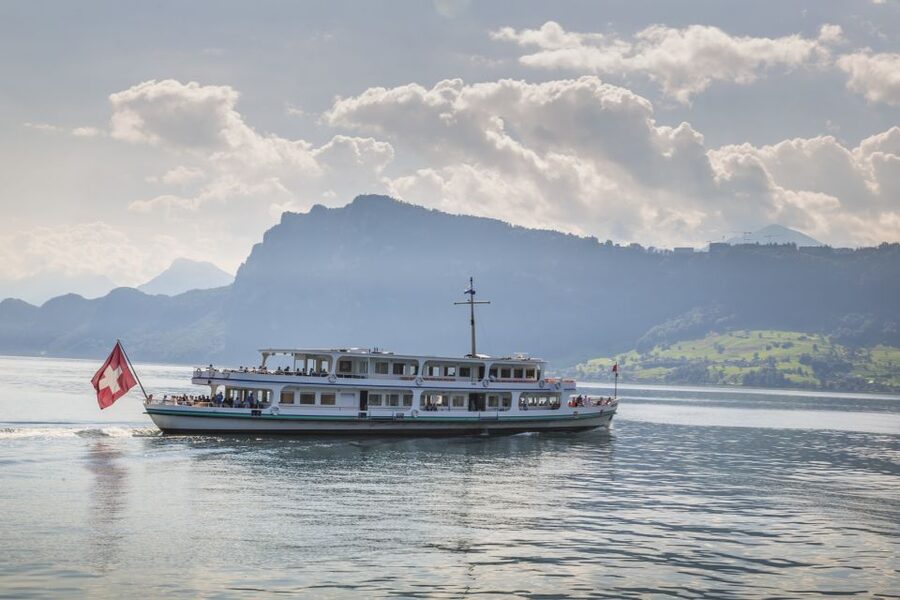 Lucerne: Walking and Boat Tour with Cheese & Wine Tasting - Lake Lucerne Boat Cruise: The 1-Hour Panoramas Check