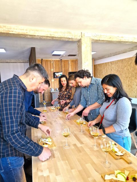 Madrid: cheese tasting with wine pairing. - Price and value: does $57 buy enough?