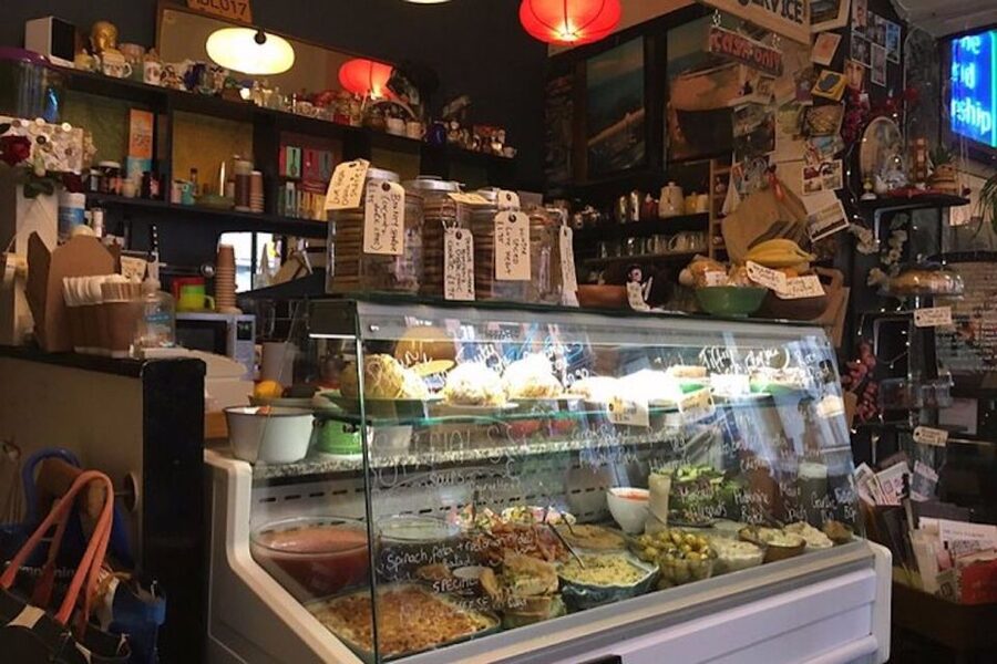 Manchester: Guided Cheese Crawl with Tastings - The games and quiz element: turning cheese facts into something memorable