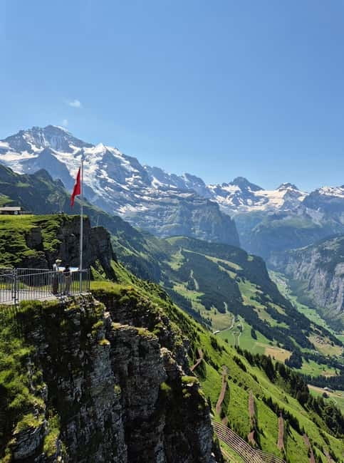 Männlichen: Cheese and Chocolate Tasting on Mountain Summit - Chocolate tasting on the mountainside
