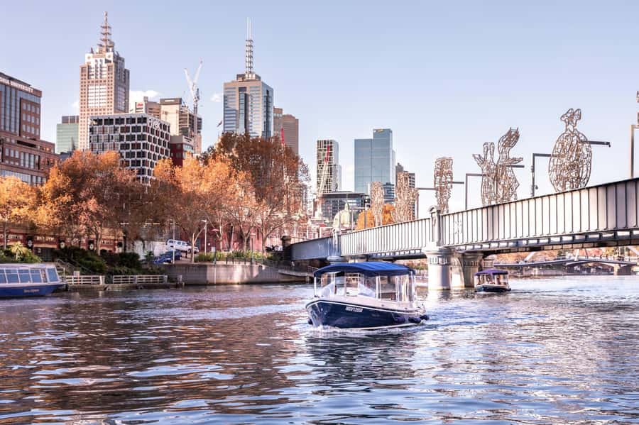 Melbourne: Private Yarra River Cruise w/ Cheese & Wine - Finding the Docklands meeting spot (Cargo and Berth)