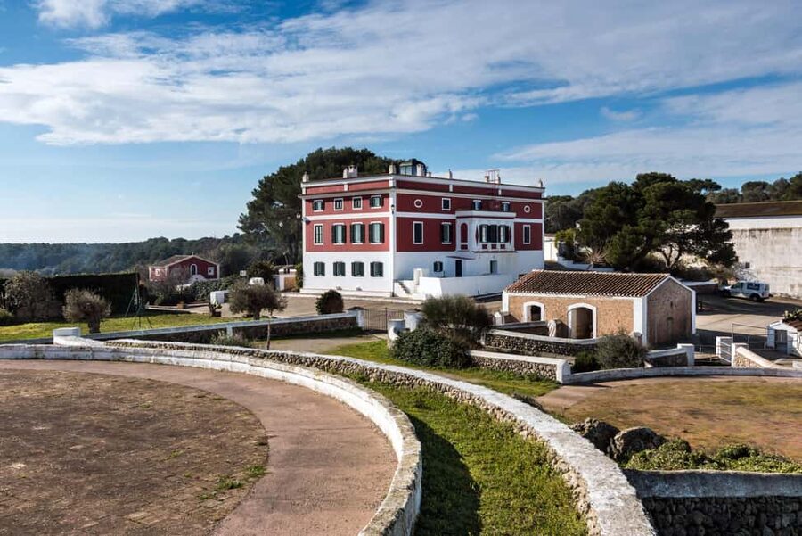 Menorca: Guided visit to the Subaida cheese factory, - Who should book this Subaida tour (and who shouldn’t)