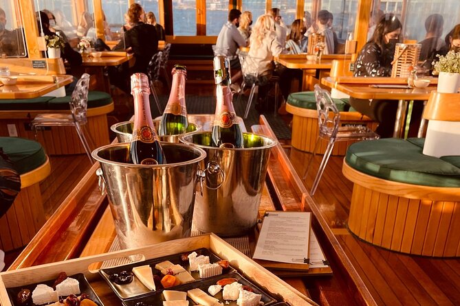 New York City: Champagne, Cheese, Caviar & Sightseeing Cruise - Practical Tips for a Smoother Cruise Day