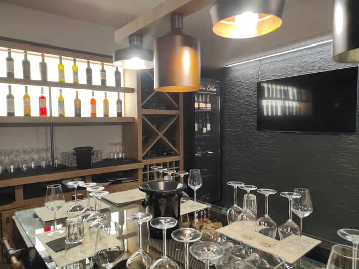 Orange & Natural Wines Of Greece with Cheese & Olive Oils - Key highlights you should know before you go