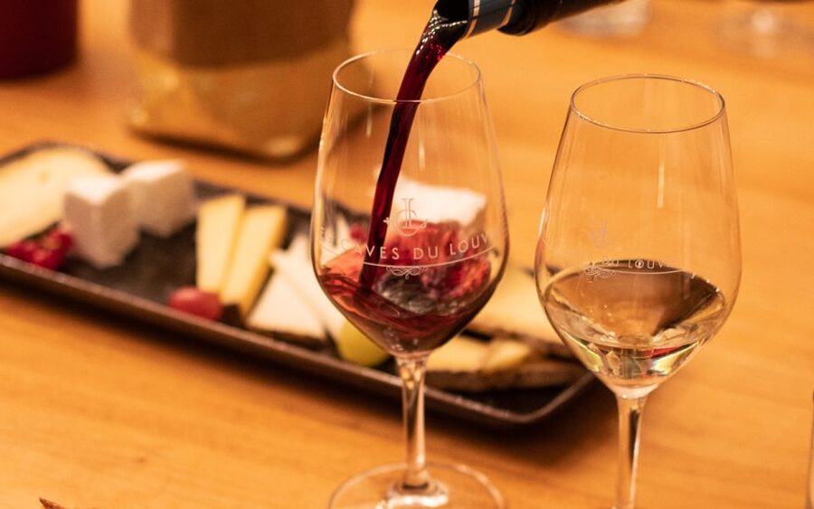 Paris: Apéro Wine and Cheese Tasting Experience - Finding the meeting point at 52 Rue de lArbre Sec