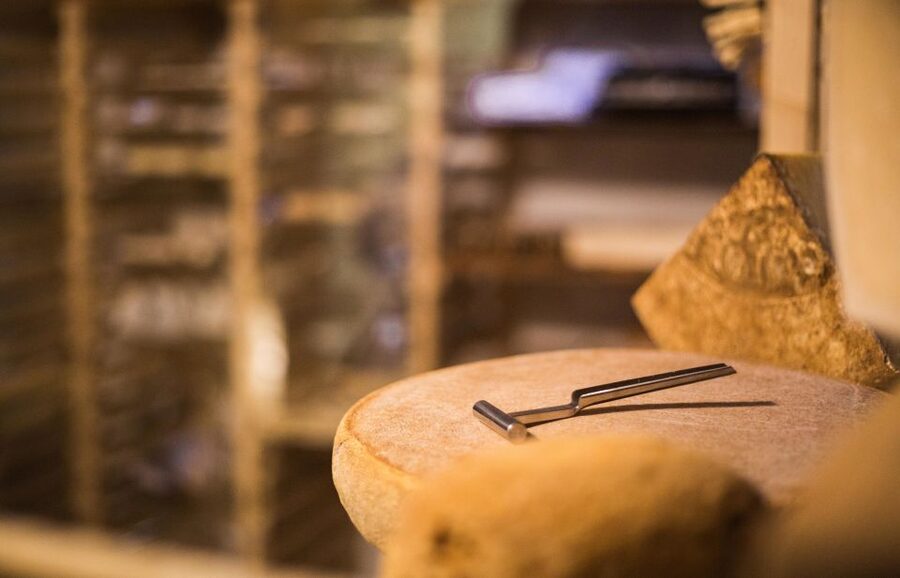 Paris: Cheese and Wine Class in a 17th Century Cellar - A 17th-Century Cellar Turns Cheese Into a Real Story