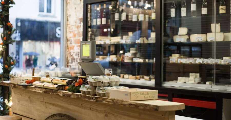 Paris: Cheese and Wine Class in a 17th Century Cellar - Your 90-Minute Flow: From Cheesemaking to a 7-Cheese Flight