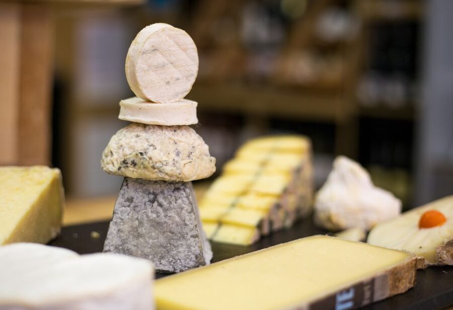 Paris: Cheese and Wine Class in a 17th Century Cellar - Finding Musée Vivant du Fromage (and Why That Location Helps)