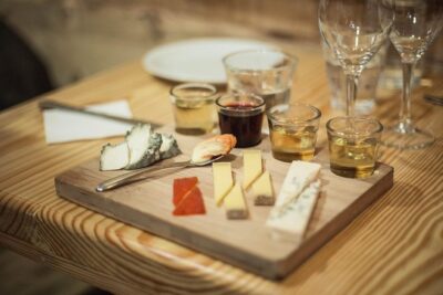 Paris Cheesemaking Workshop including Wine and Cheese Tasting with an Expert - The Hands-On Part: Making Cheese Like a Pro from Scratch