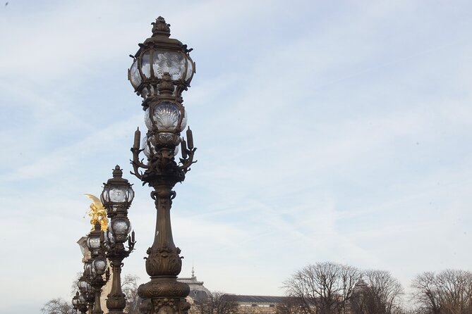 Paris Le Marais Historical Walking Tour with Wine and Cheese Tasting - Musee Carnavalet Area: Hotels Particuliers, Aristocrats, and the Name Le Marais