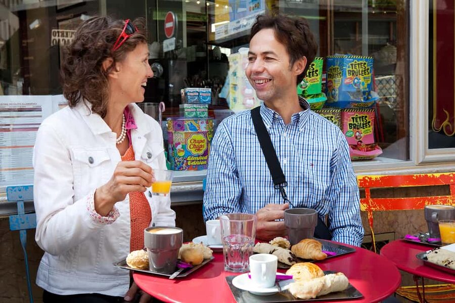 Paris Marais Bike Tour with Cheese & Sweet Tastings - Cheese, Bread, Pastries, Chocolate: How the Tastings Are Structured
