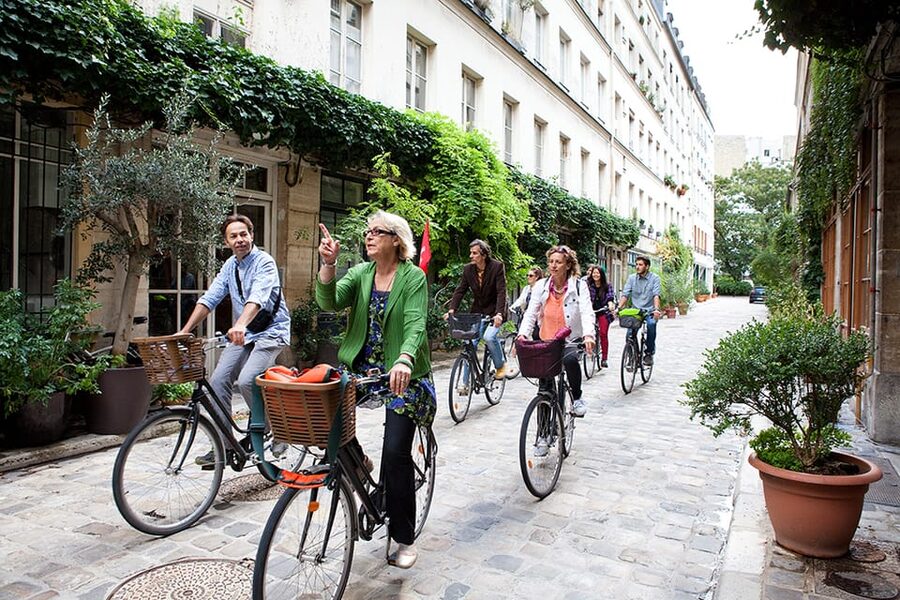 Paris Marais Bike Tour with Cheese & Sweet Tastings - Marché des Enfants Rouges: Eating Like a Local in an Old Market