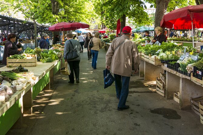 Paris Marché d’Aligre Walking Tour with Chocolate and Cheese Tasting - Getting There at 7 Rue Antoine Vollon: Make the Meeting Easy