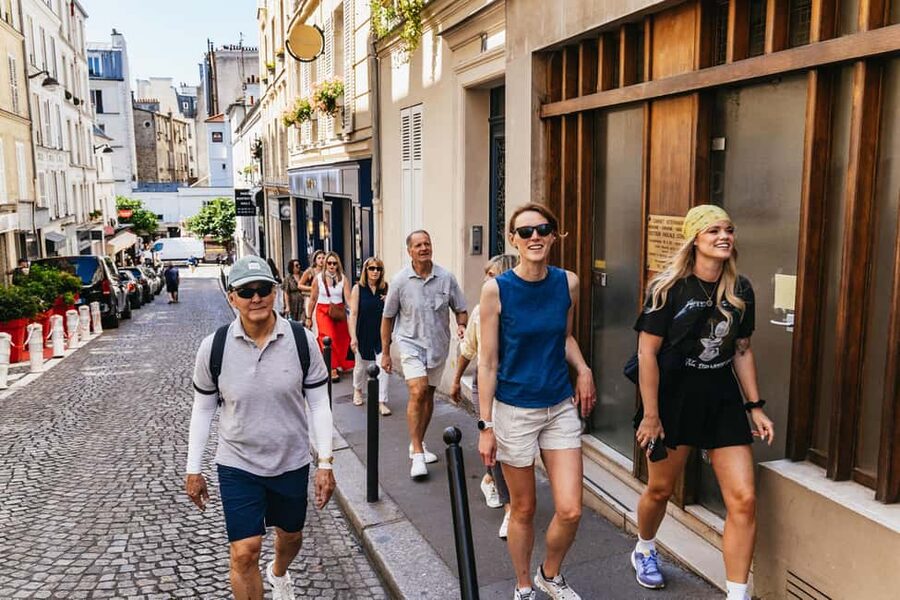 Paris: Montmartre Cheese, Wine & Pastry Guided Walking Tour - How the Guide Turns Tastings Into a Real Food Lesson