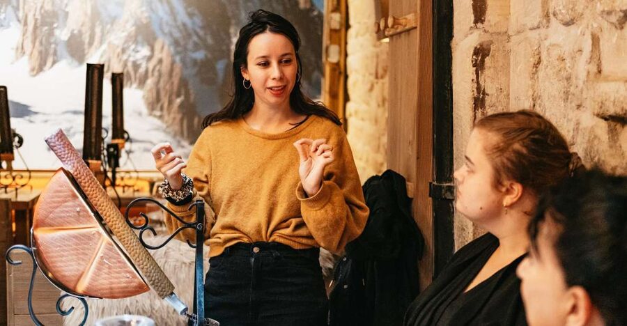 Paris: No Diet Club - Winter Unlimited Cheese Tour ! - Small group of 2: personal pacing, calmer dining