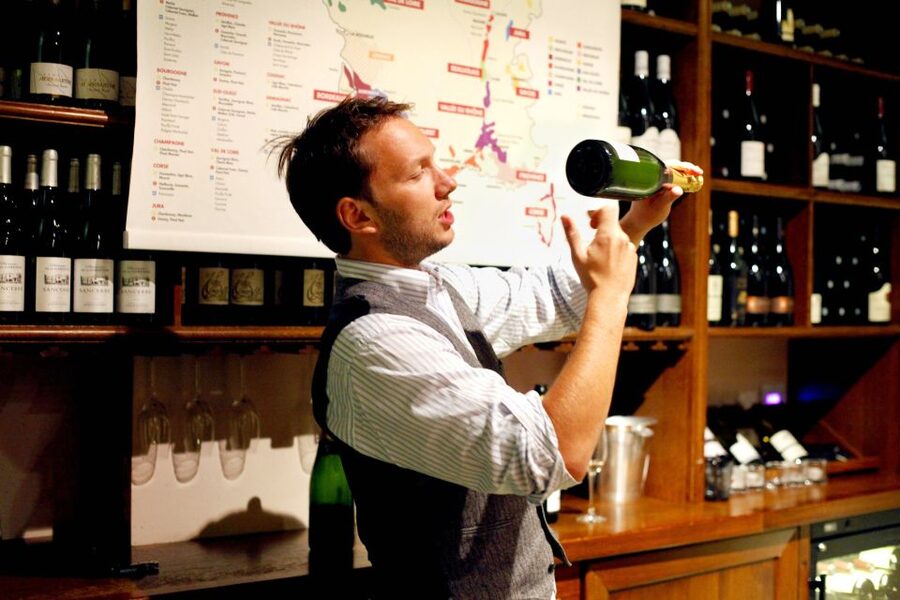 Paris: Wine and Cheese Lunch - Buying Wine After: Bring a Bottle Home the Smart Way