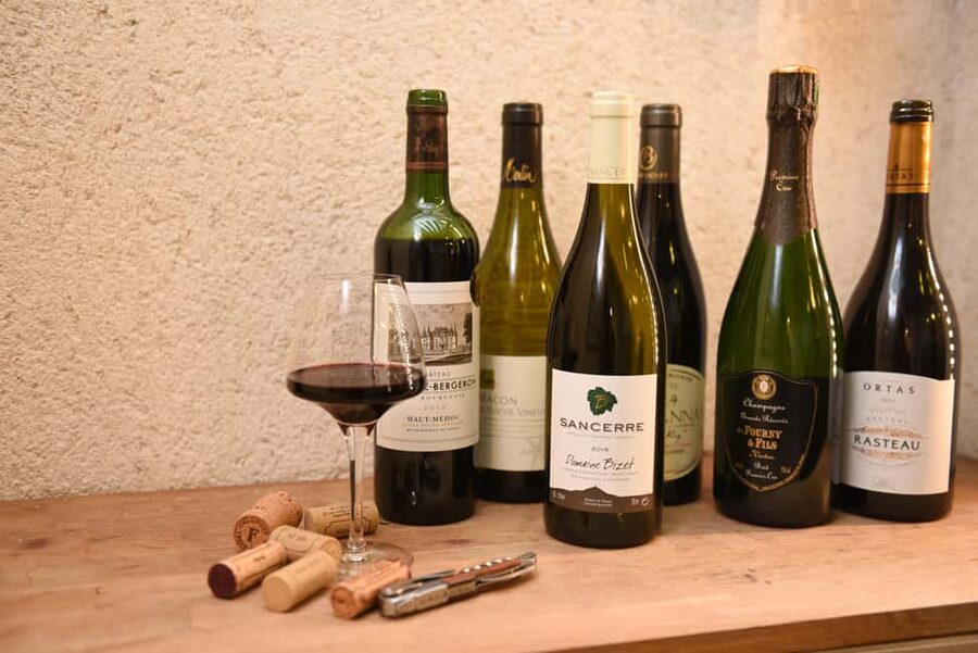 Paris: Wine and Cheese Pairing - A 90-minute wine and cheese class in the Latin Quarter