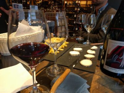 Paris: Wine and Cheese Tasting - How the Flight Works: Three Wines and Two Cheese Pairings