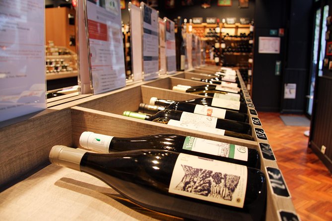 Paris Wine and Cheese Tastings Class near Le Marais - Where this Paris class happens: a boutique tasting near Le Marais