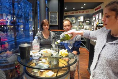 Paris Wine and Cheese Tastings Class near Le Marais - Tastings with oenologists: what you’ll be able to ask